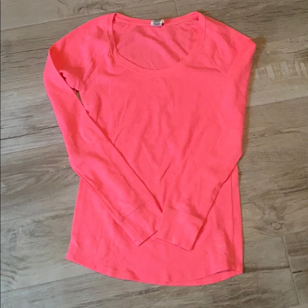Victoria secret pink shirt